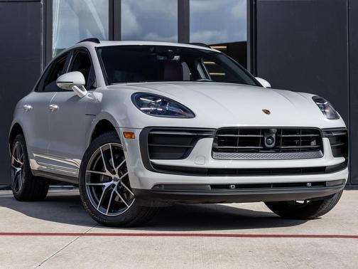 2025 Porsche Macan