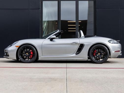 2024 Porsche 718 Boxster GTS 4.0