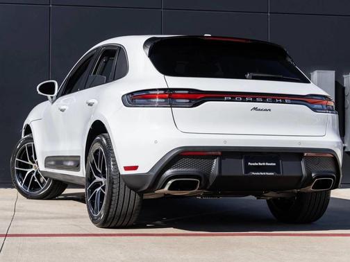 2026 Porsche Macan T