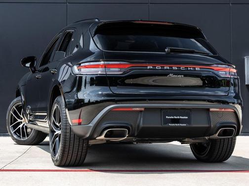 2025 Porsche Macan 