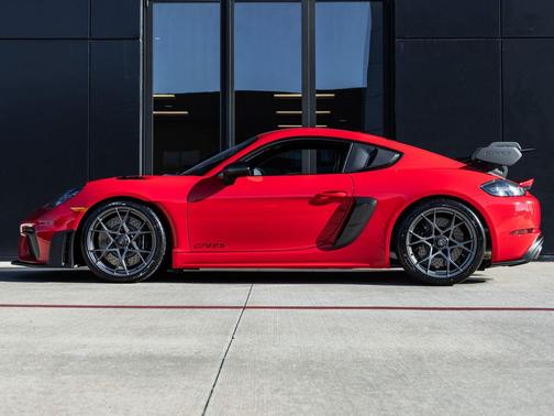 Guards Red 2025 Porsche 718 Cayman GT4 RS