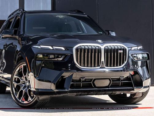 Carbon Black Metallic 2024 BMW X7 M60i