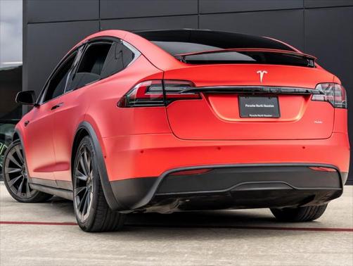 2022 Tesla Model X Plaid Tri Motor All-Wheel Drive