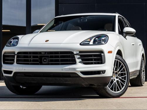 2023 Porsche Cayenne Platinum Edition