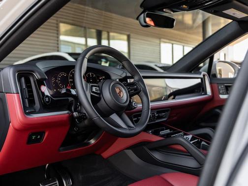 2026 Porsche Cayenne Cayenne S E-Hybrid