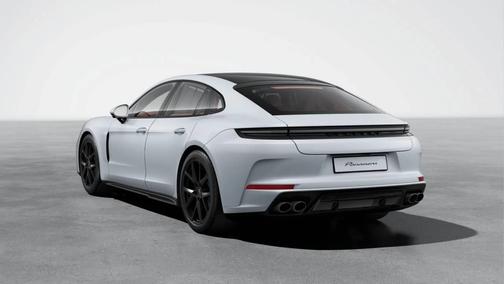 2026 Porsche Panamera 4
