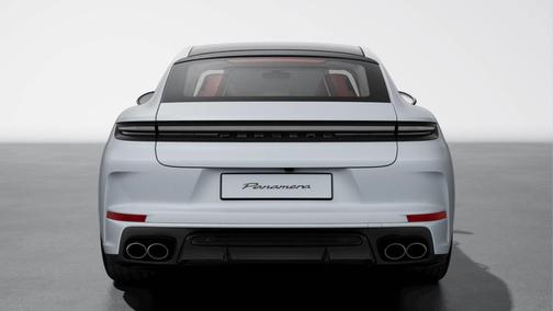 2026 Porsche Panamera 4