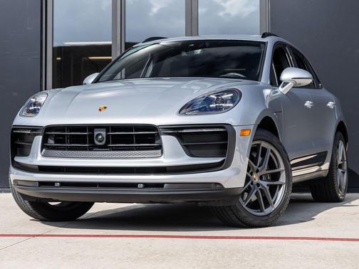 2025 Porsche Macan T