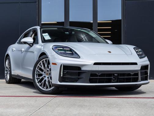 2026 Porsche Panamera 