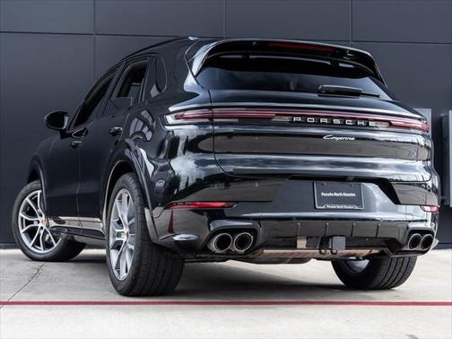 2025 Porsche Cayenne
