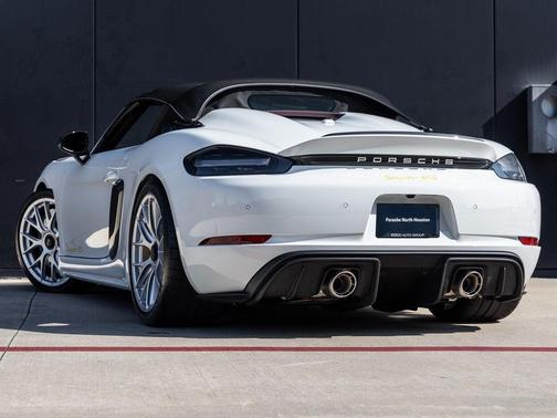 2025 Porsche 718 Spyder RS