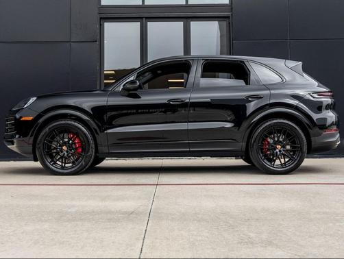 2026 Porsche Cayenne S