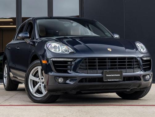 2017 Porsche Macan 