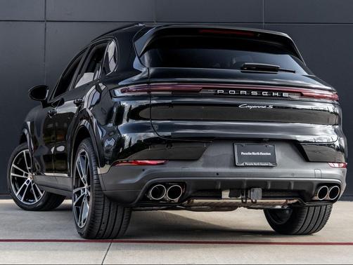 2025 Porsche Cayenne S