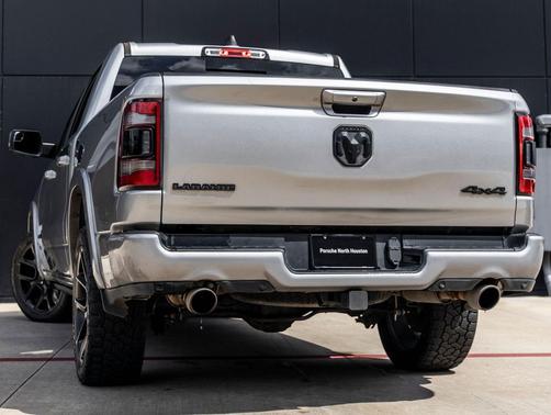 Billet Silver Metallic Clearcoat 2022 RAM 1500 Laramie