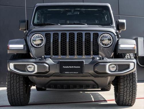 2021 Jeep Gladiator Sport