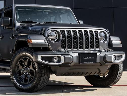 2021 Jeep Gladiator Sport