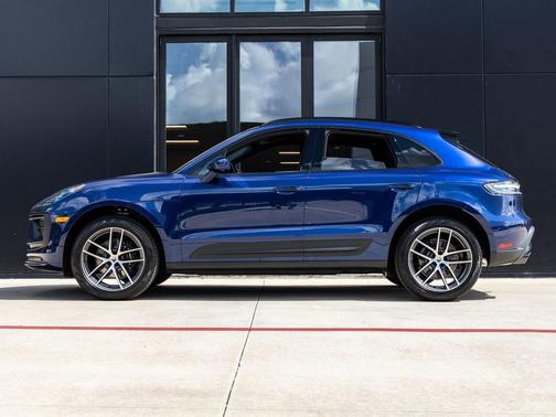 2025 Porsche Macan 