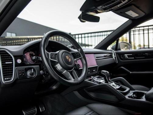 2020 Porsche Cayenne S