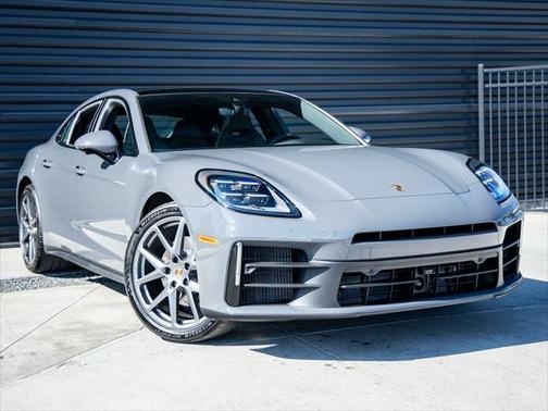 2025 Porsche Panamera