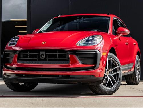 2025 Porsche Macan T