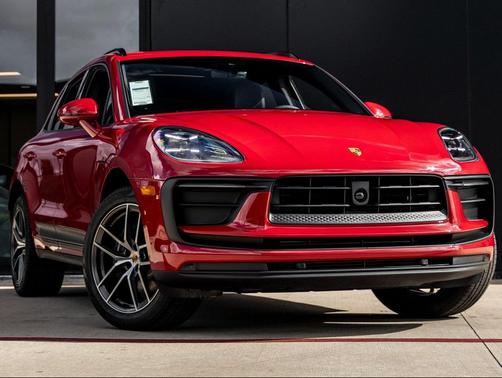 2025 Porsche Macan T