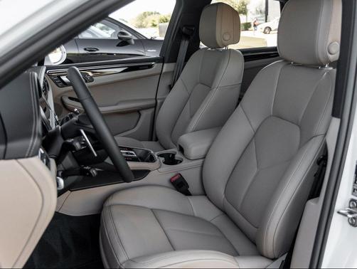 2026 Porsche Macan S