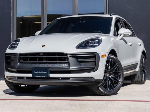 2022 Porsche Macan 