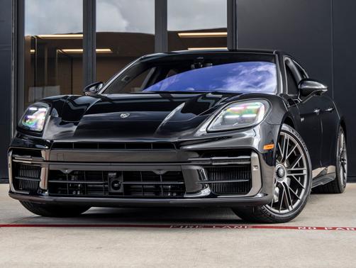 Jet Black Metallic 2026 Porsche Panamera Turbo