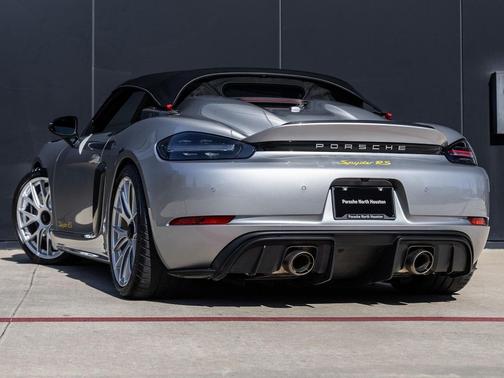 2025 Porsche 718 Spyder RS