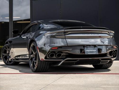 2019 Aston Martin DBS Superleggera