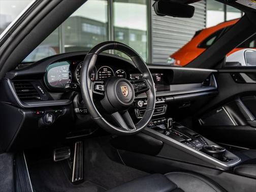 2020 Porsche 911 Carrera S