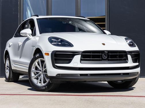 2025 Porsche Macan 