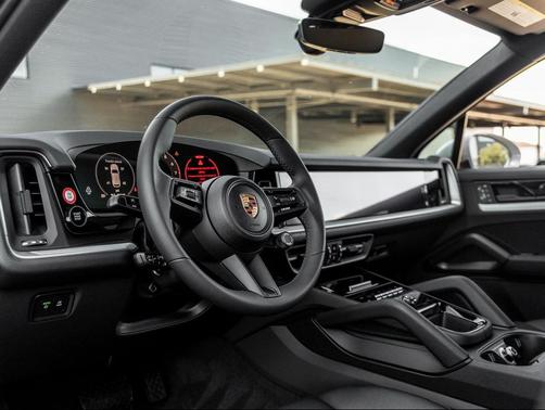 2025 Porsche Cayenne Cayenne
