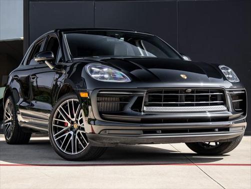 2022 Porsche Macan Base