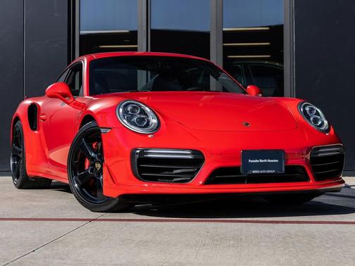 2018 Porsche 911 Turbo