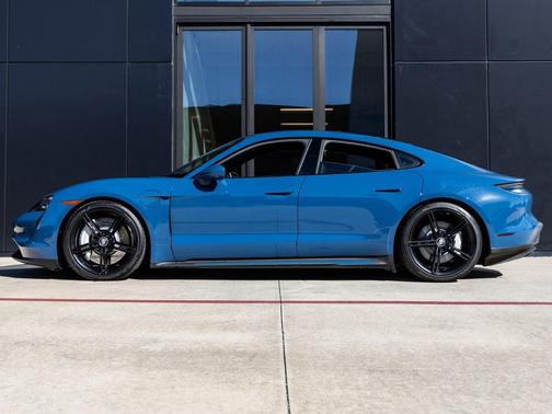 2024 Porsche Taycan 4S