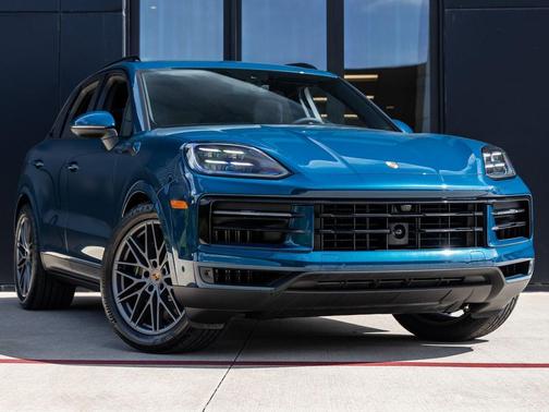 2025 Porsche Cayenne S