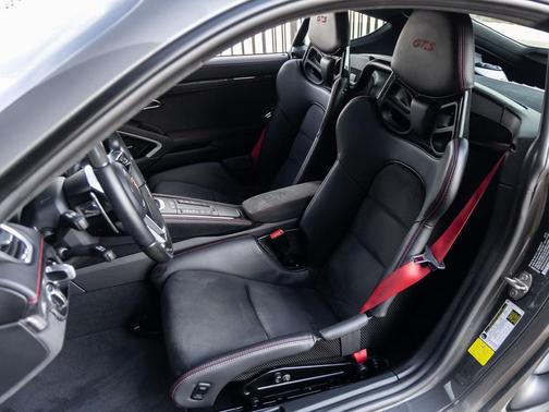 2023 Porsche 718 Cayman GTS 4.0