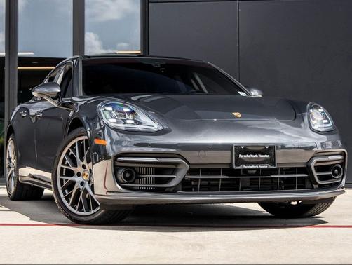 2023 Porsche Panamera 4 Platinum Edition