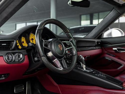 2019 Porsche 911 Turbo S