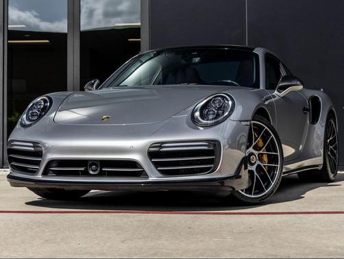 2019 Porsche 911 Turbo S