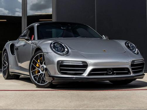 2019 Porsche 911 Turbo S