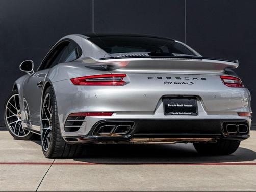 2019 Porsche 911 Turbo S