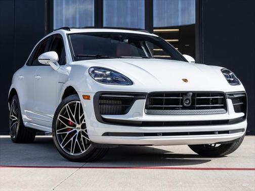 2025 Porsche Macan S