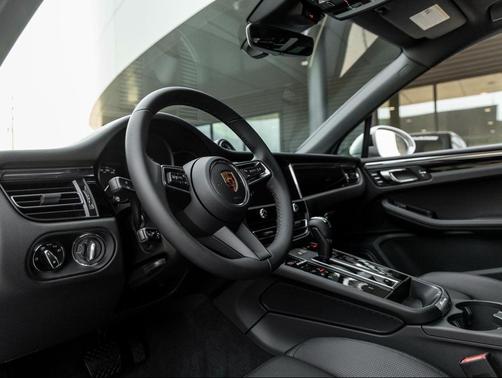 2026 Porsche Macan T