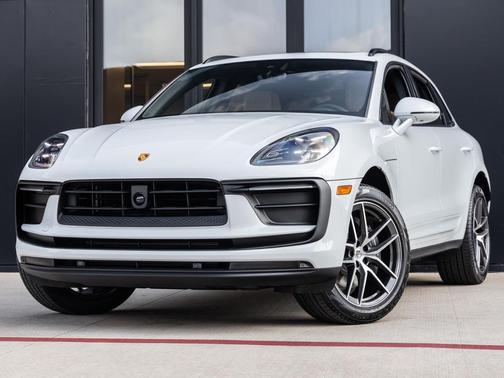 2025 Porsche Macan T