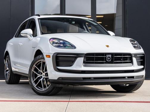2025 Porsche Macan T