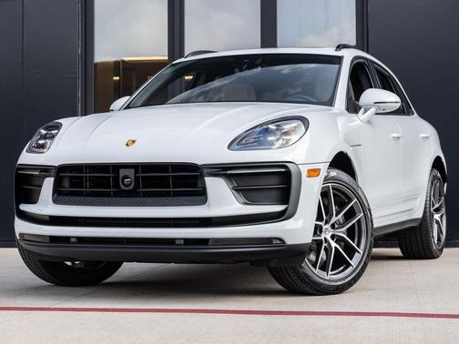 2025 Porsche Macan T