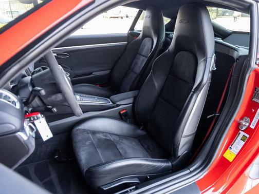2016 Porsche Cayman GTS